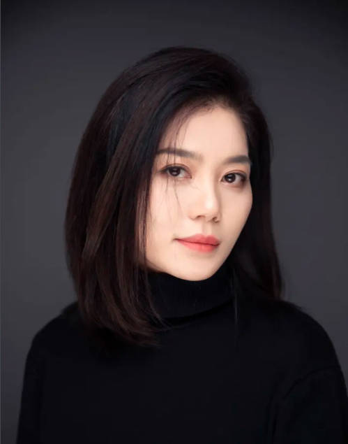 首席技术官李芳